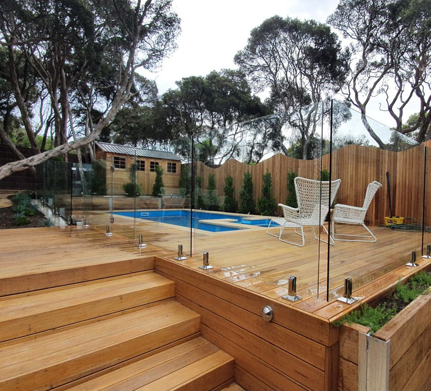 Glass-Pool-Fencing-4