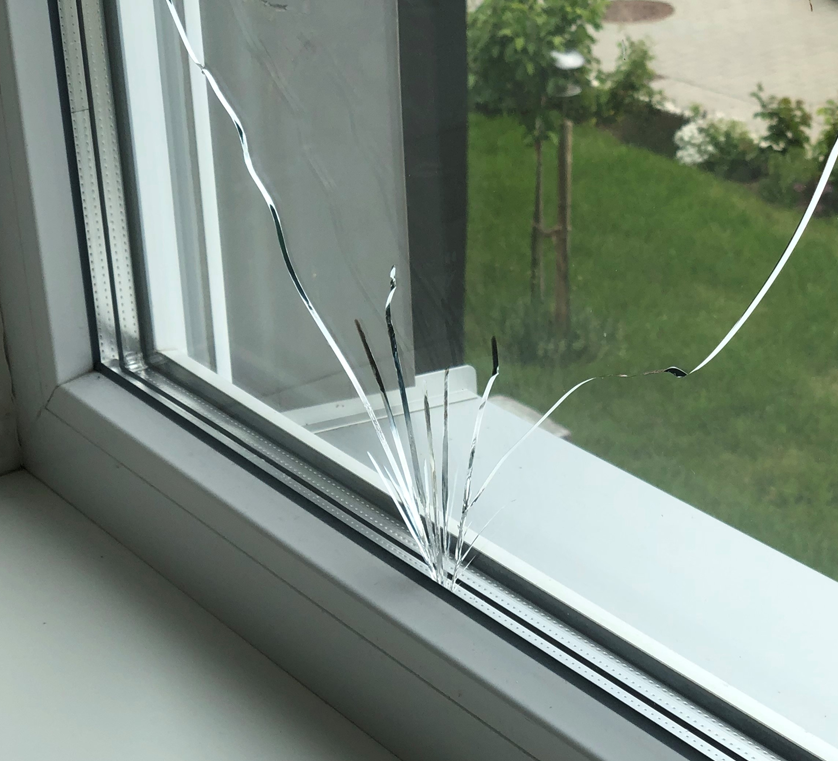 broken glass content img 2