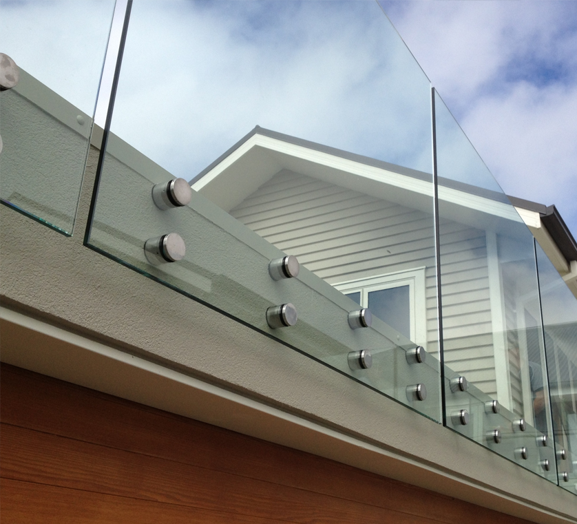 custom glass installation content img 1