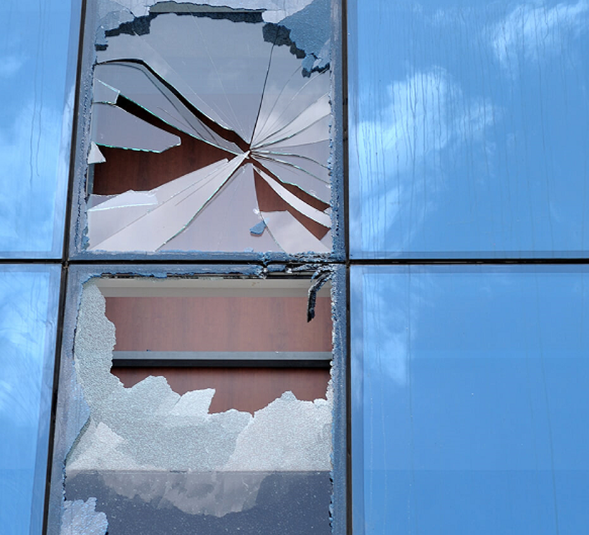 ind broken glass img 3