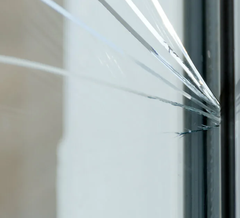 srata broken glass img 2